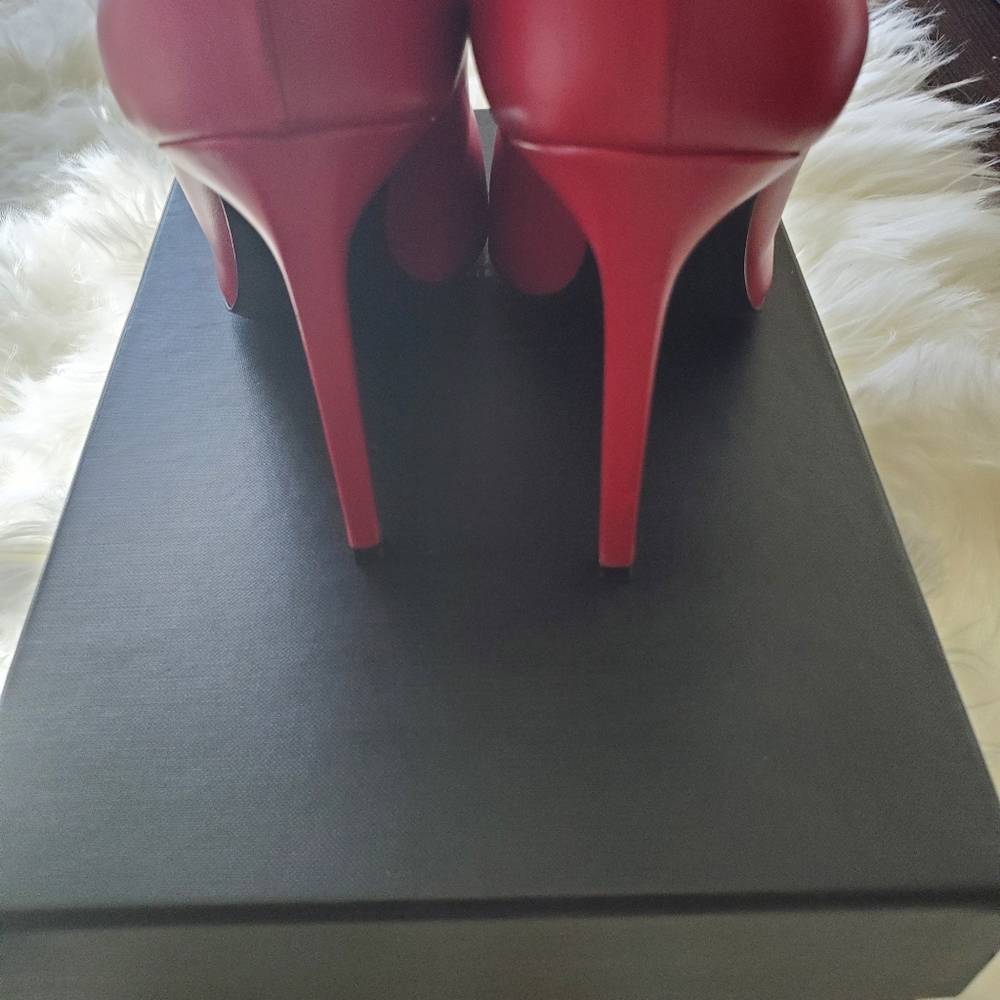 Saint laurent Pointed-Toe Python-Cap Pump, Red - Picture 10 of 16